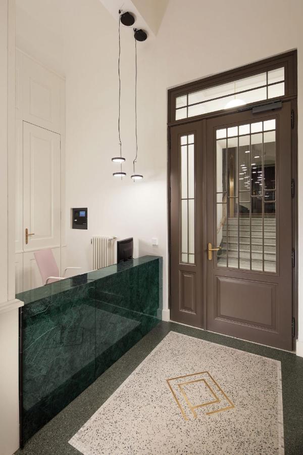 Luxury Apartment In The Centre Prag Eksteriør billede
